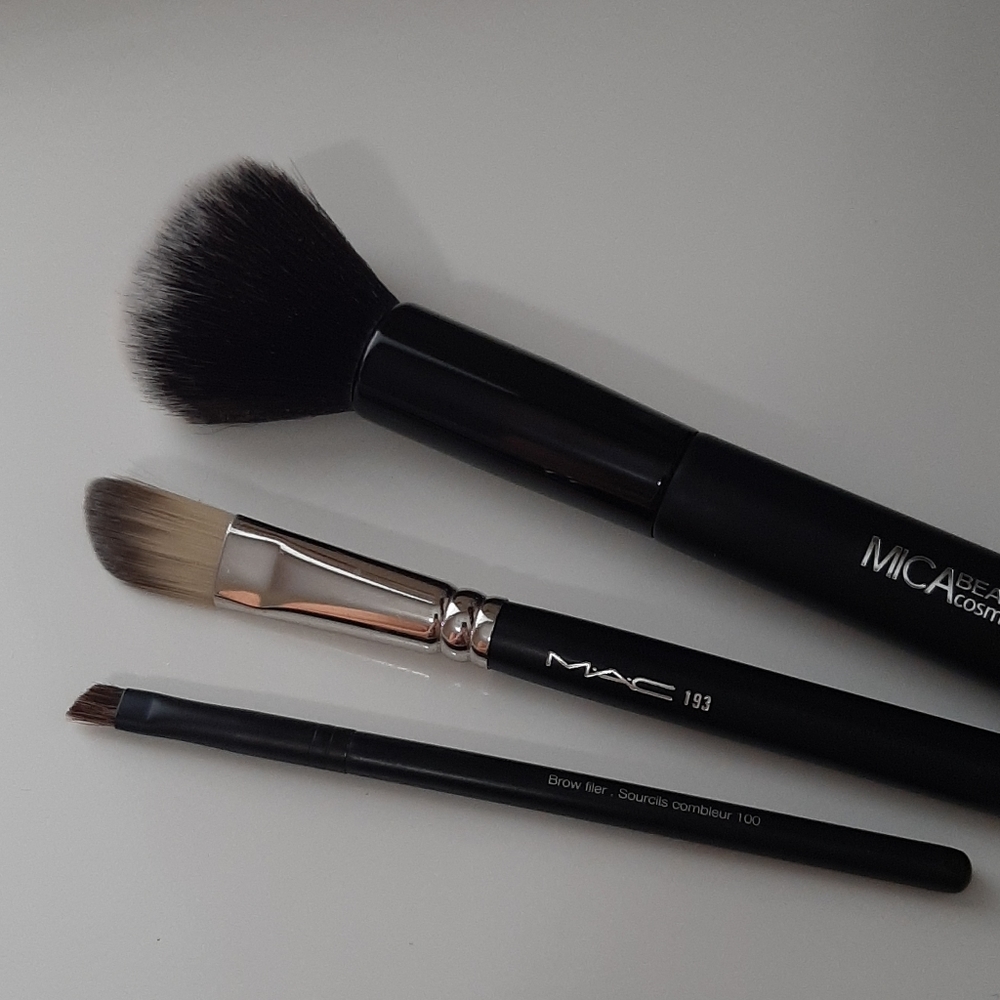 Makeup Brushes (Trio) Mac, Sephora, Mica beauty